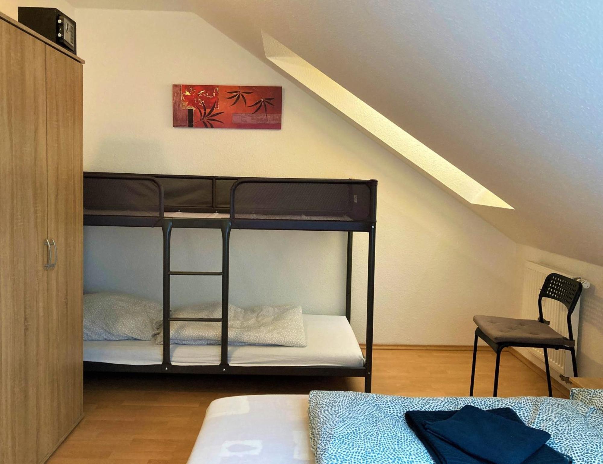 Zentral Gelegene Wohnung Nahe Schwanenteich Цвиккау Экстерьер фото